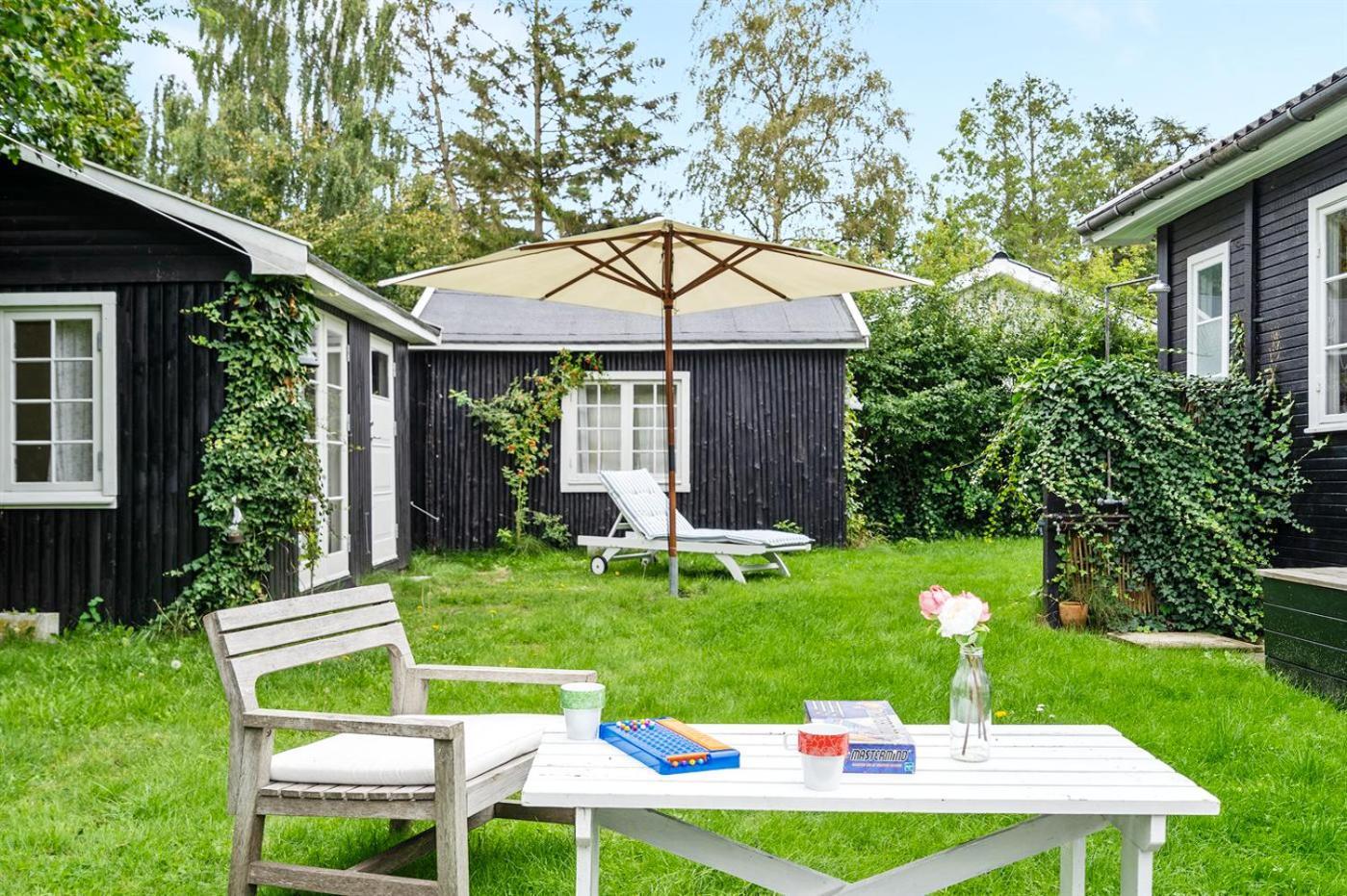 Idyll Summer House In Hornbaek Villa Exterior photo