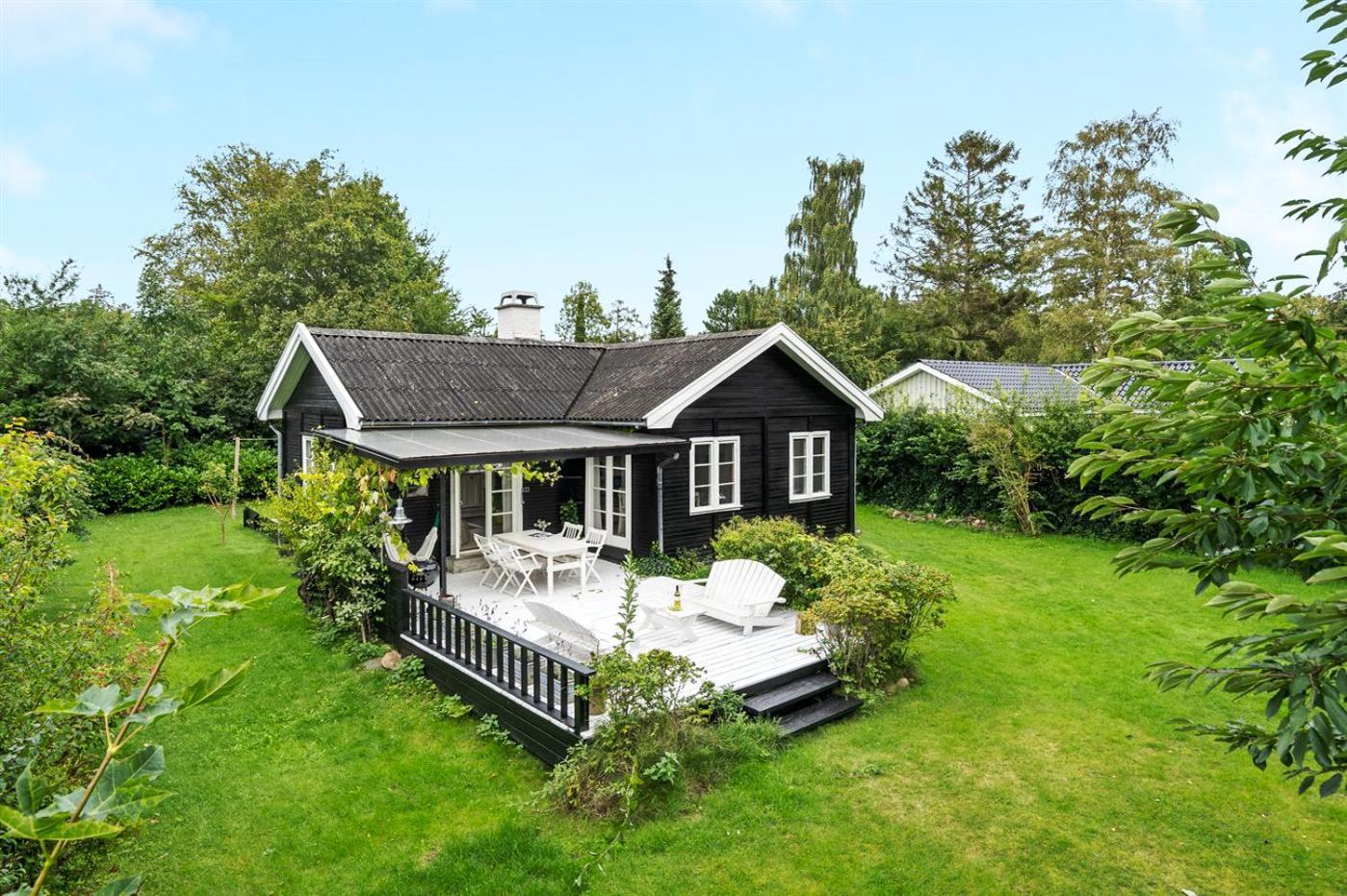 Idyll Summer House In Hornbaek Villa Exterior photo